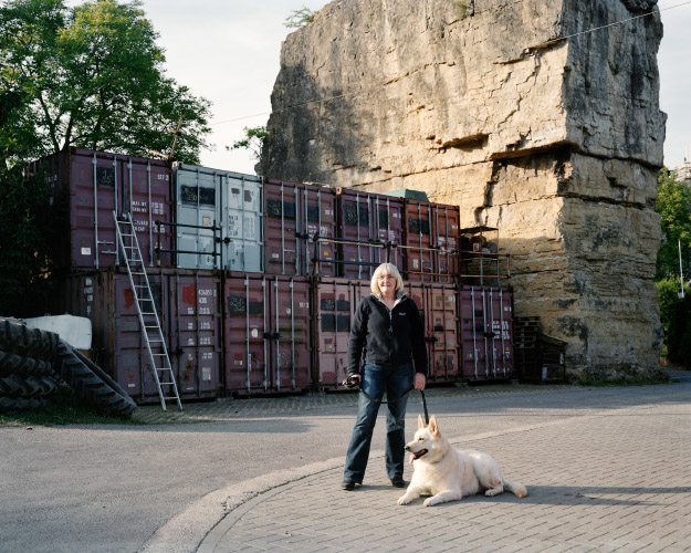 http://www.arnopaul.net/files/gimgs/16_arnopaul-3f2014-07.jpg