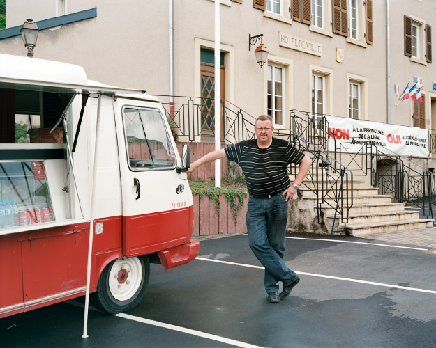 http://www.arnopaul.net/files/gimgs/16_arnopaul-3f2014-29.jpg
