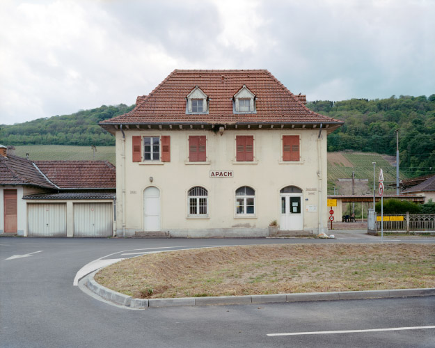 http://www.arnopaul.net/files/gimgs/16_arnopaul-3f2014-30.jpg