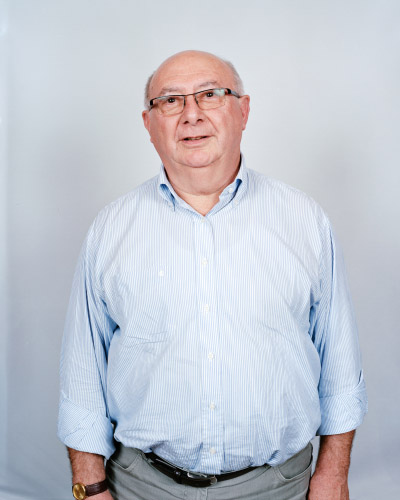 http://www.arnopaul.net/files/gimgs/16_arnopaul-3f2014-p8.jpg
